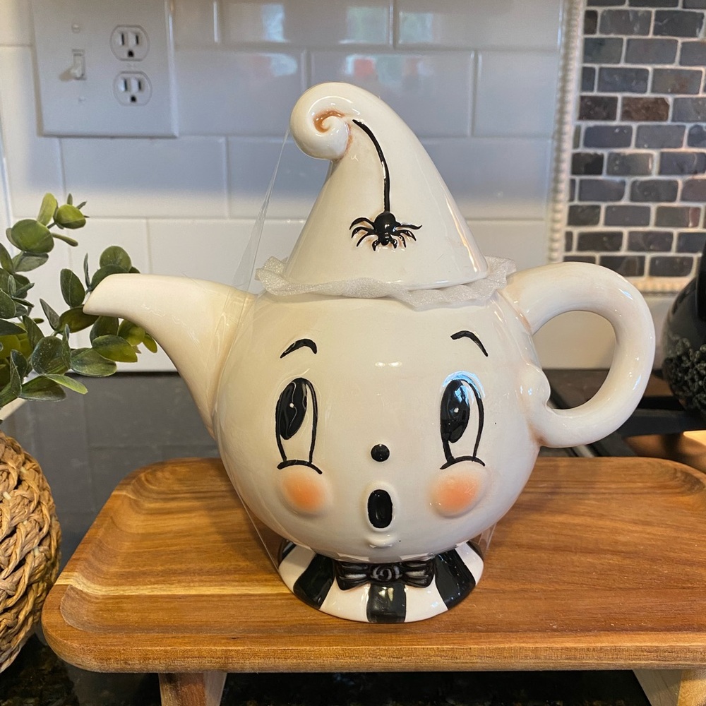 Johanna Parker Gus Ghost Clown Ceramic Teapot Halloween Decor